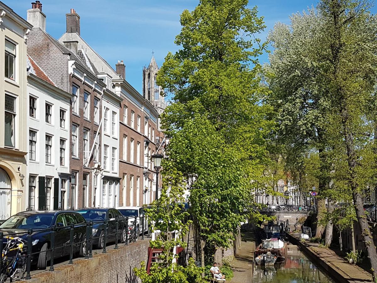 Large Historical Apartment & Canal Terrace Utrecht Exterior photo